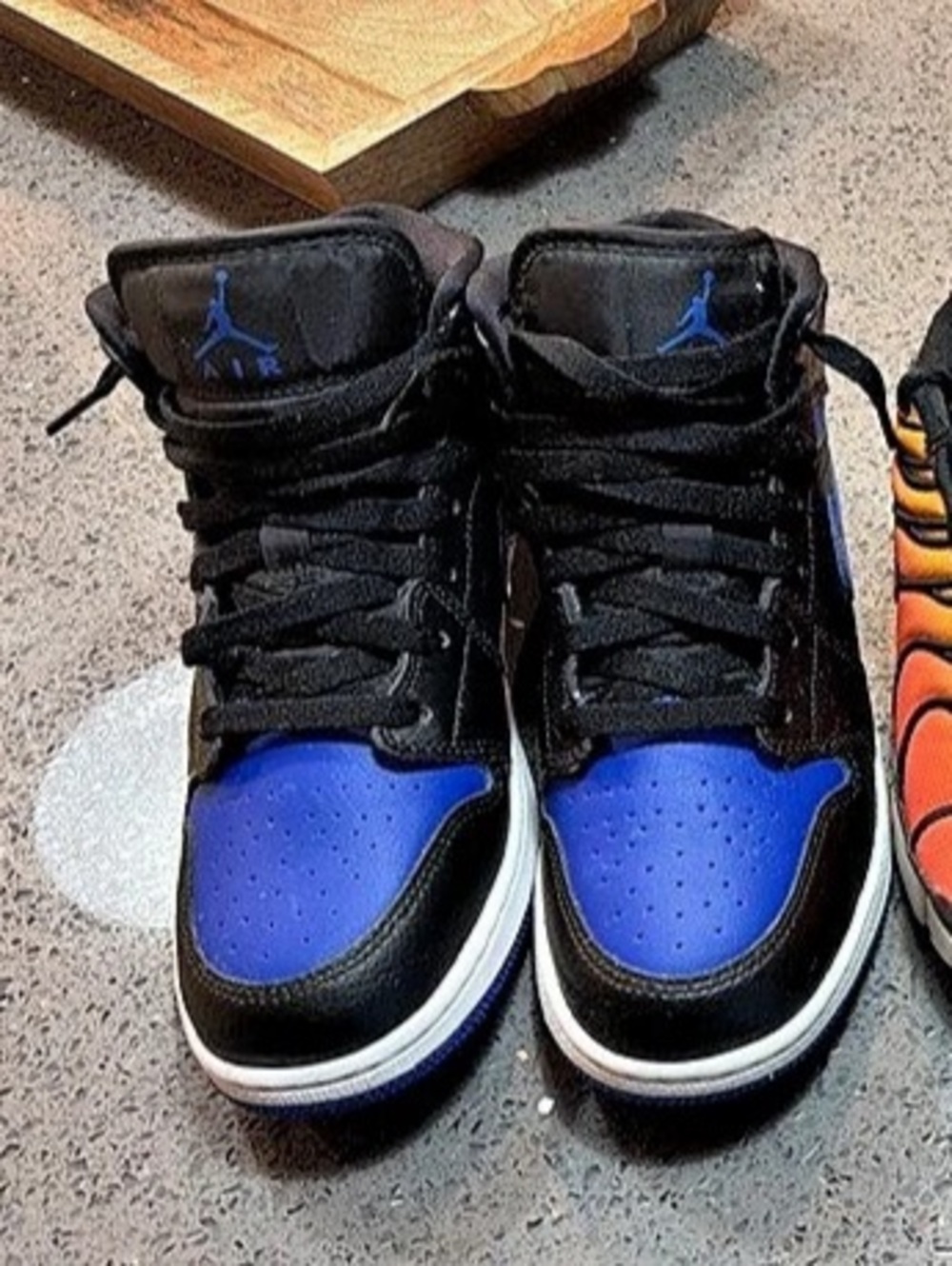 Nike Sneakers Black & Blue
